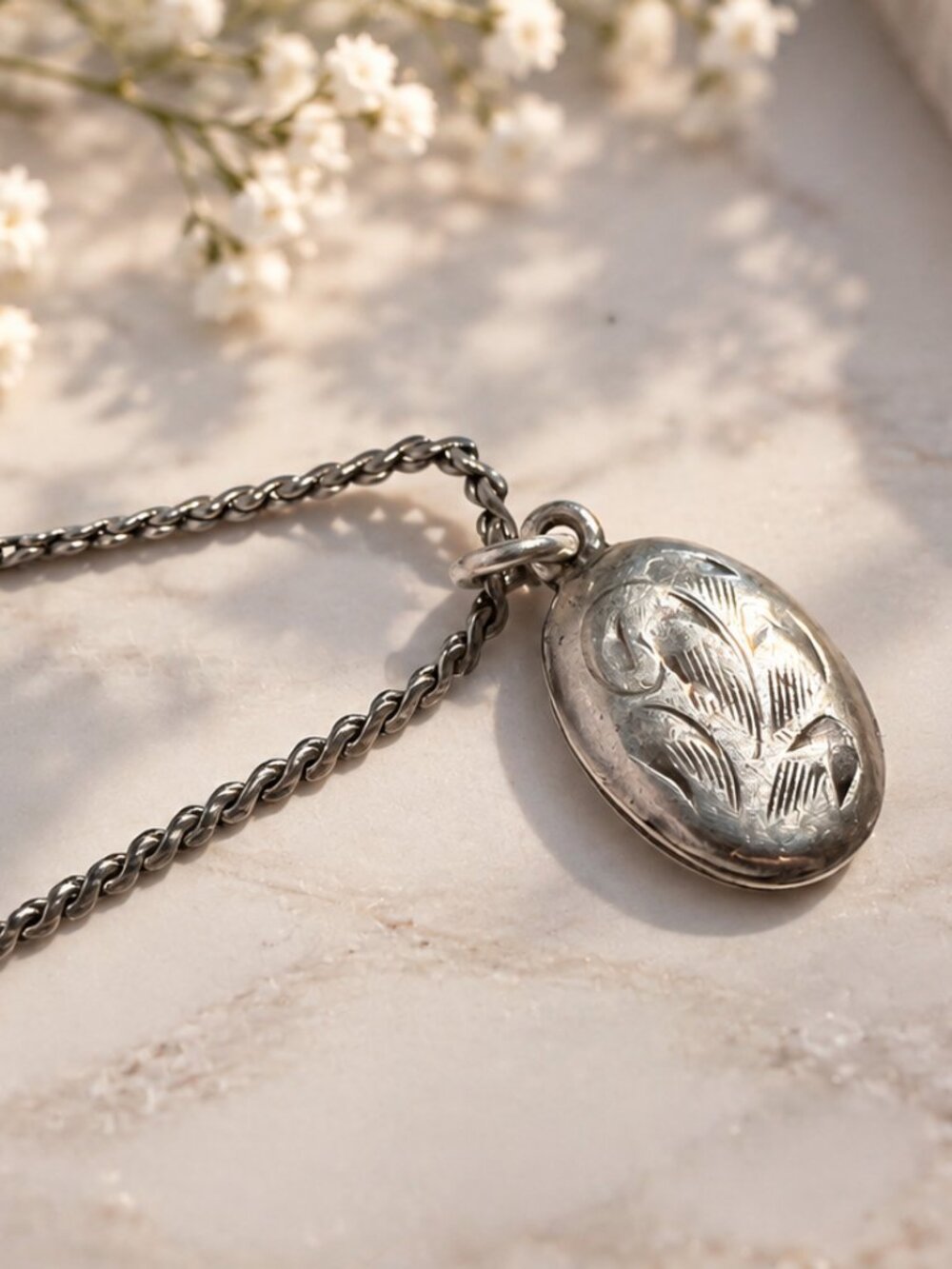 Vintage Sterling Silver Engraved Oval Locket Necklace